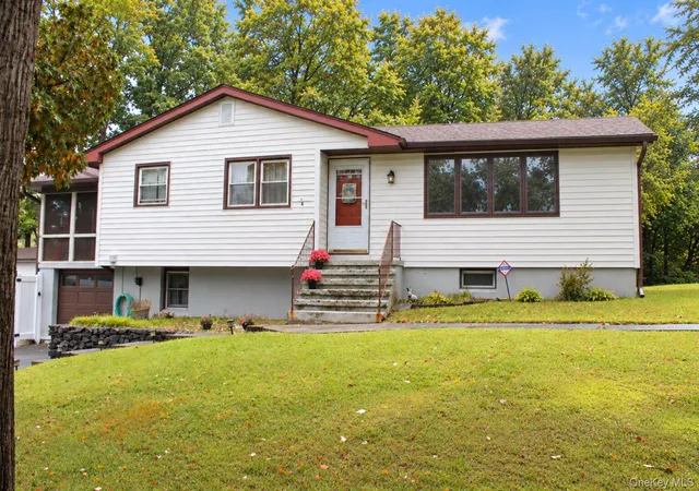 Photo 1 of Single family home for sale at 1 Timberly Dr, Goshen, NY 10924 | MLS# 1053075 | Listing updated on 2026-10-06