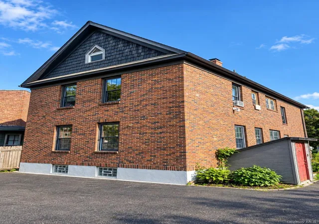 Photo 2 of House for sale at 6 View Ave, Albany, NY 12209 | MLS# 1053088 | Listing updated on 2026-09-21