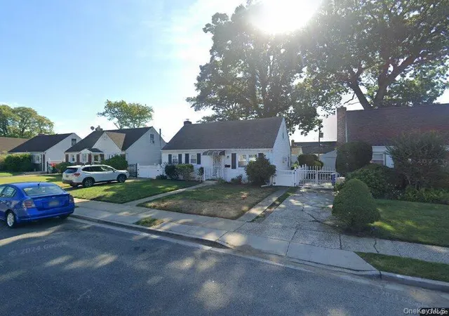 Single family home for sale at 178 Warwick Rd, Elmont, NY 11003 | MLS# 1053090