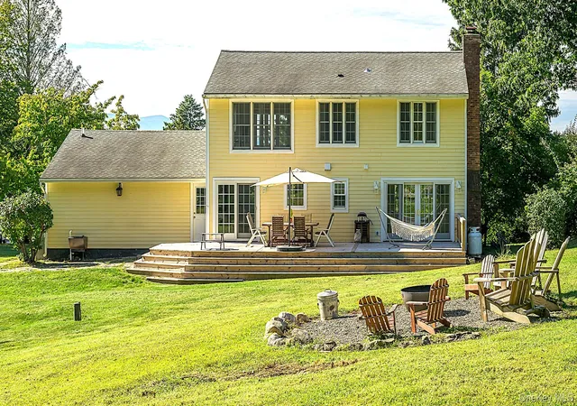 Single family home for sale at 17 Jennifer Ln, Hudson, NY 12534 | MLS# 1053092
