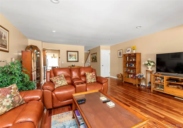 Photo 2 of Condo for sale at 2189 Jerusalem Ave, Hempstead, NY 11566 | MLS# 1053120 | Listing updated on 2026-10-04