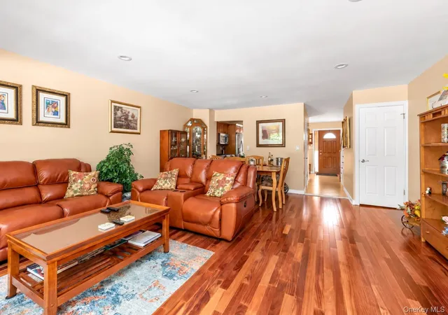 Photo 3 of Condo for sale at 2189 Jerusalem Ave, Hempstead, NY 11566 | MLS# 1053120 | Listing updated on 2026-10-04