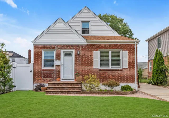 Single family home for sale at 12 Kingston St, Hempstead, NY 11003 | MLS# 1053164