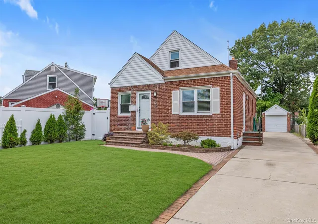 Photo 1 of Single family home for sale at 12 Kingston St, Hempstead, NY 11003 | MLS# 1053164 | Listing updated on 2026-09-24