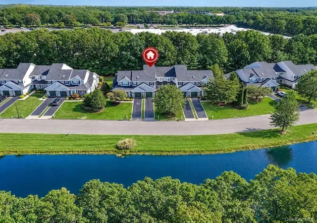 Photo 3 of Condo for sale at 23 Willow Wood Dr, Brookhaven, NY 11733 | MLS# 1053173 | Listing updated on 2026-10-05