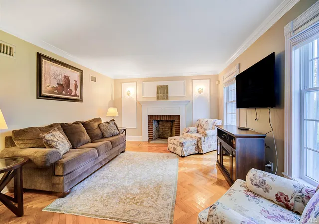 Photo 3 of Single family home for sale at 4 Fox Holw Dr, Blooming Grove, NY 10914 | MLS# 1053181 | Listing updated on 2026-10-07
