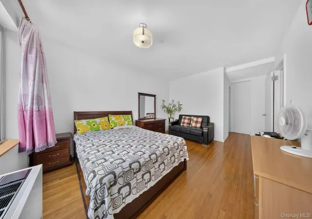 Listing Photo 4 - Condo for sale in building located at 71-28 163Rd St, New York, NY 11365 - Unit #2A