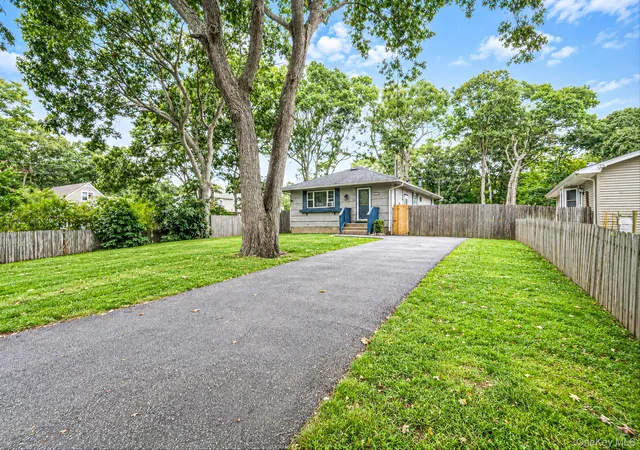 Photo 1 of Single family home for sale at 129 Shinnecock Ave, Brookhaven, NY 11950 | MLS# 1053252 | Listing updated on 2026-10-01