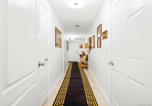 Photo 3 of Condo for sale at 208 Hendrick Ave E, Glen Cove, NY 11542 | MLS# 1053255 | Listing updated on 2026-10-03