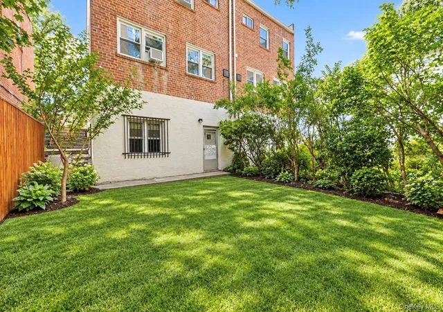 Photo 2 of Single family home for sale at 5926 Post Rd, New York, NY 10471 | MLS# 1053260 | Listing updated on 2026-10-07