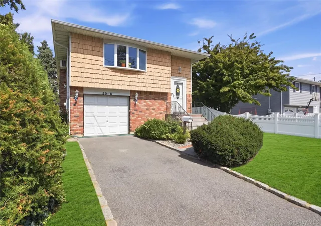 Photo 1 of Single family home for sale at 29 Suffolk Rd #A, Oyster Bay, NY 11758 | MLS# 1053264 | Listing updated on 2026-09-22