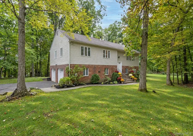 Photo 2 of Single family home for sale at 116 Stanwood Rd, Mount Kisco, NY 10549 | MLS# 1053304 | Listing updated on 2026-10-06