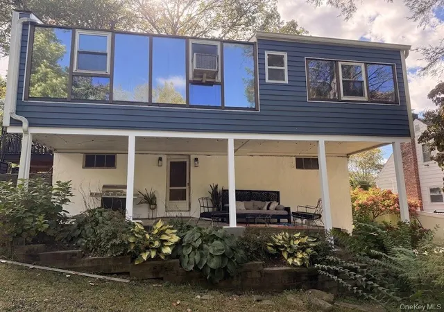 Photo 3 of Single family home for sale at 87 Lakeview Ave, Hartsdale, NY 10530 | MLS# 1053321 | Listing updated on 2026-10-09