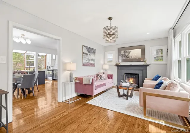 Photo 4 of Single family home for sale at 87 Lakeview Ave, Hartsdale, NY 10530 | MLS# 1053321 | Listing updated on 2026-10-09