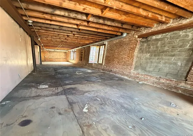 Photo 1 of House for sale at 1510 Bryant Ave, New York, NY 10460 | MLS# 1053355 | Listing updated on 2026-09-25