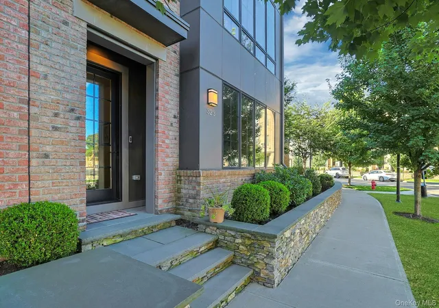 Photo 3 of Condo for sale at 323 Palisades Blvd, Mount Pleasant, NY 10591 | MLS# 1053361 | Listing updated on 2026-10-06
