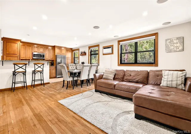 Condo for sale at 19950 21st Avenue #1158, New York, NY 11357 | MLS# 1053370