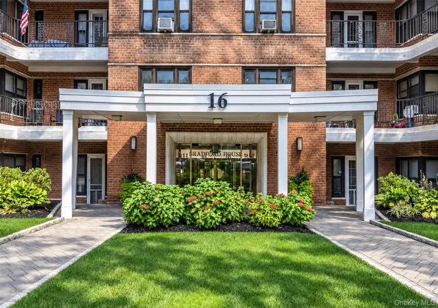 Photo 2 of Condo for sale at 16 N Broadway #4J, White Plains, NY 10601 | MLS# 1053387 | Listing updated on 2026-09-26