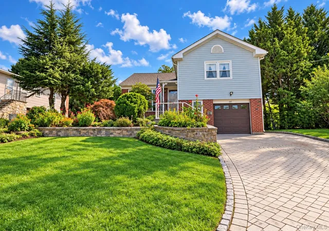 Photo 1 of Single family home for sale at 68 Elaine Ter, Yonkers, NY 10701 | MLS# 1053392 | Listing updated on 2026-10-07
