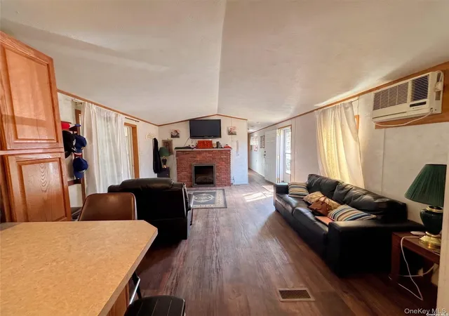 Photo 4 of Manufactured home for sale at 162 Old State Route 52, Fallsburg, NY 12788 | MLS# 1053393 | Listing updated on 2026-09-22