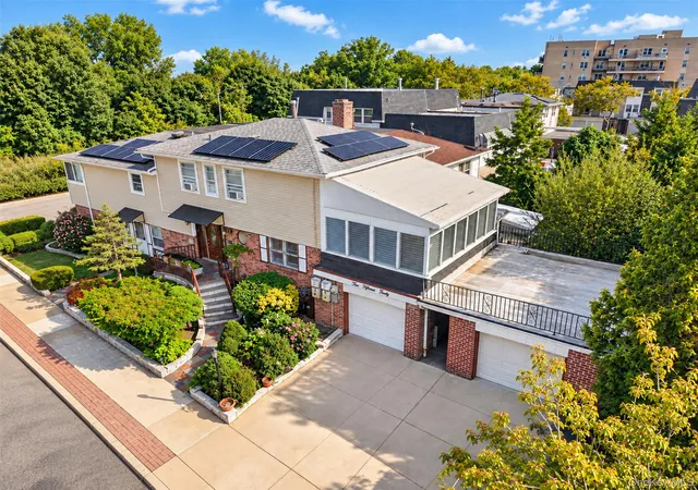 Photo 4 of House for sale at 21540 23rd Avenue, New York, NY 11360 | MLS# 1053396 | Listing updated on 2026-10-06