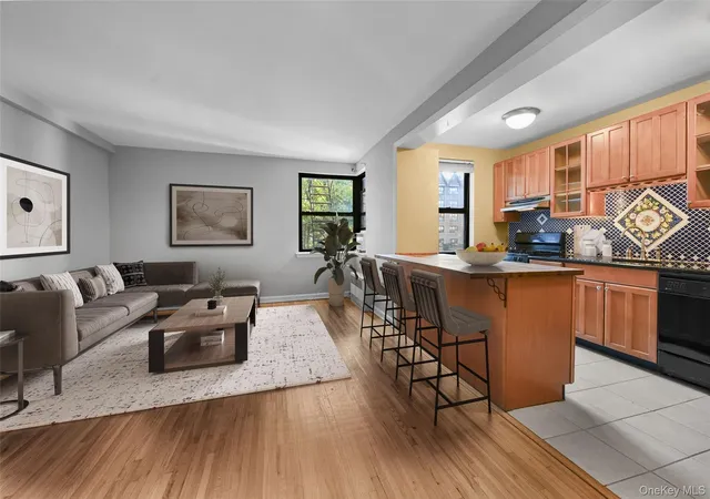 Condo for sale at 142 Garth Rd #3T, Eastchester, NY 10583 | MLS# 1053421