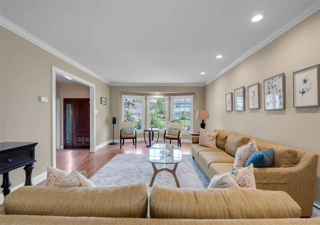 Photo 4 of Sale Pending at 67 Reed Dr, North Hempstead, NY 11576 | MLS# 1053422 | Listing updated on 2026-10-08