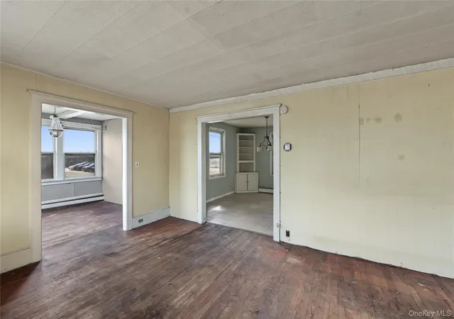 Photo 1 of Single family home for sale at 2 Willett Ave, Islip, NY 11782 | MLS# 1053441 | Listing updated on 2026-09-25