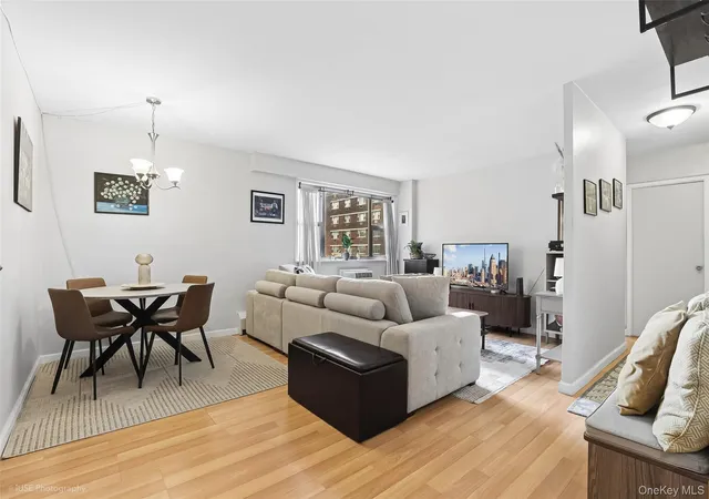 Photo 3 of House for sale at 52-30 39th Drive #7G, New York, NY 11377 | MLS# 1053442 | Listing updated on 2026-09-23