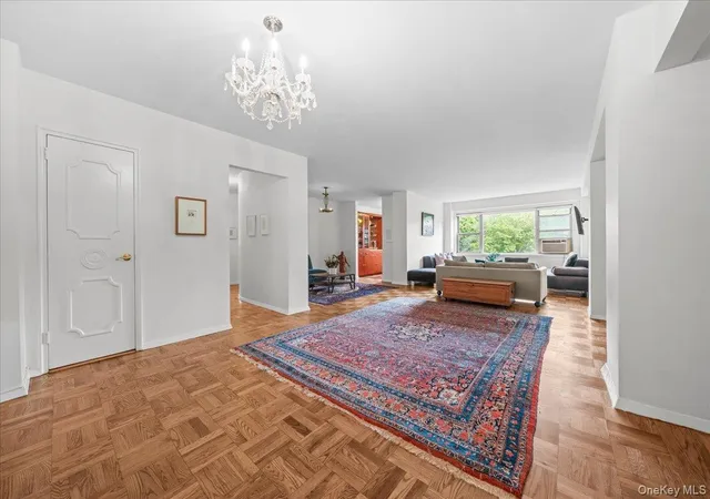 Photo 1 of House for sale at 750 Kappock St #405, New York, NY 10463 | MLS# 1053461 | Listing updated on 2026-09-24