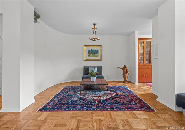Photo 4 of House for sale at 750 Kappock St #405, New York, NY 10463 | MLS# 1053461 | Listing updated on 2026-09-24