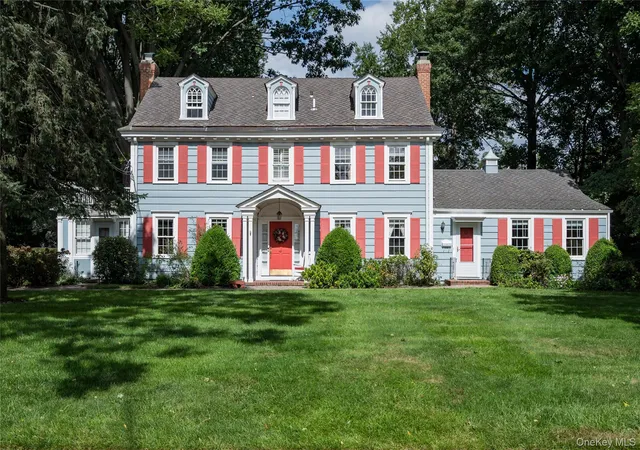 Photo 1 of Single family home for sale at 41 Butler St, North Hempstead, NY 11590 | MLS# 1053496 | Listing updated on 2026-09-28