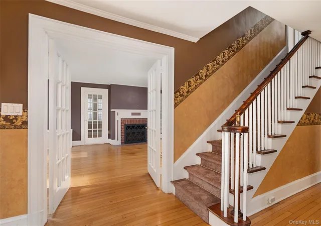 Photo 4 of Single family home for sale at 41 Butler St, North Hempstead, NY 11590 | MLS# 1053496 | Listing updated on 2026-09-28