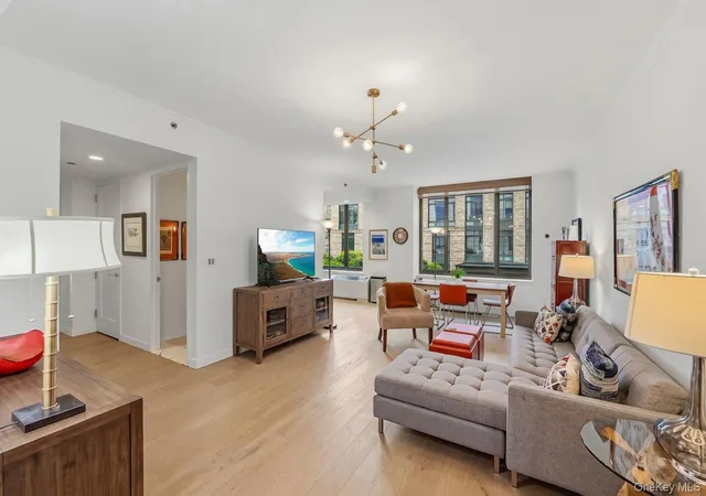 Photo 2 of Condo for sale at 10 City Pl #2B, White Plains, NY 10601 | MLS# 1053503 | Listing updated on 2026-10-19