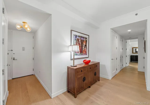Photo 3 of Condo for sale at 10 City Pl #2B, White Plains, NY 10601 | MLS# 1053503 | Listing updated on 2026-10-19