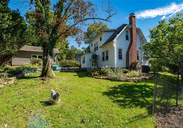 Photo 3 of Single family home for sale at 201 Maiden Ln, Port Jefferson, NY 11777 | MLS# 1053521 | Listing updated on 2026-10-07
