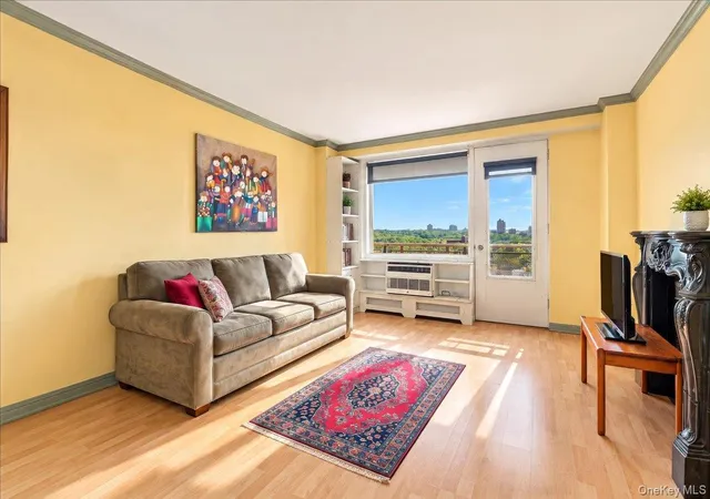 Condo for sale at 5900 Arlington Ave #15E, Bronx, NY 10471 | MLS# 1053522