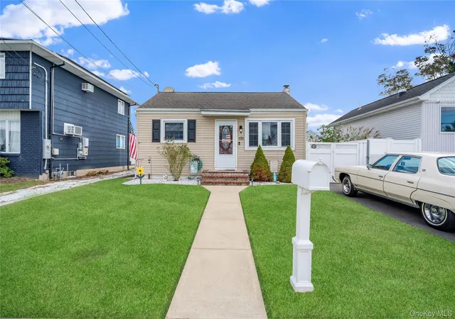 Single family home for sale at 101 Miramar Blvd, Babylon, NY 11757 | MLS# 1053540