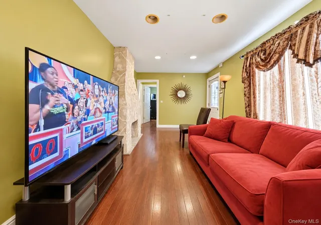 Photo 3 of Single family home for sale at 11784 142nd Street, New York, NY 11436 | MLS# 1053542 | Listing updated on 2026-09-22