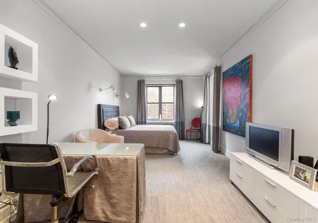 Photo 1 of Condo for sale at 25 40 31st Avenue #6F, New York, NY 11106 | MLS# 1053560 | Listing updated on 2026-10-05