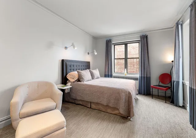 Photo 3 of Condo for sale at 25 40 31st Avenue #6F, New York, NY 11106 | MLS# 1053560 | Listing updated on 2026-10-05