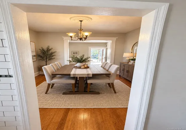 Photo 4 of Single family home for sale at 31 Martineau St, New York, NY 10303 | MLS# 1053567 | Listing updated on 2026-09-22