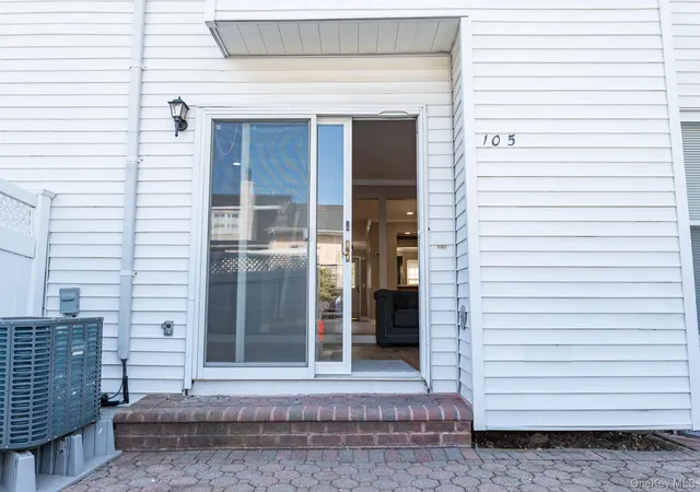 Photo 40 of Condo for sale at 105 Glen Way, Oyster Bay, NY 11791 | MLS# 1053575 | Listing updated on 2026-10-04