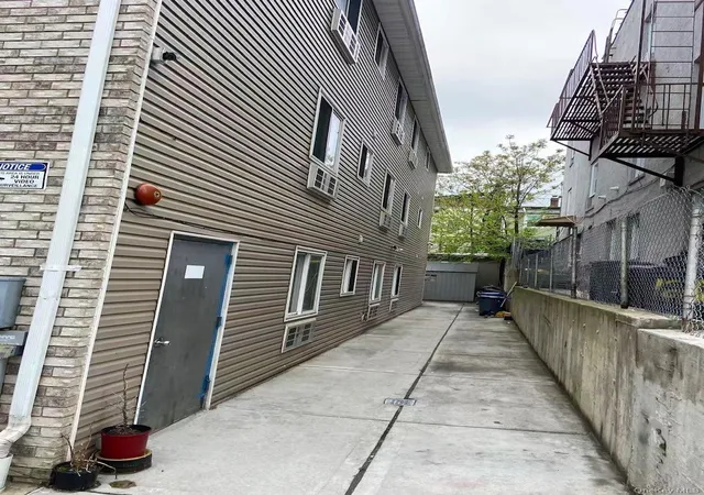 Photo 2 of House for sale at 1233 Beach Ave, New York, NY 10472 | MLS# 1053580 | Listing updated on 2026-09-22