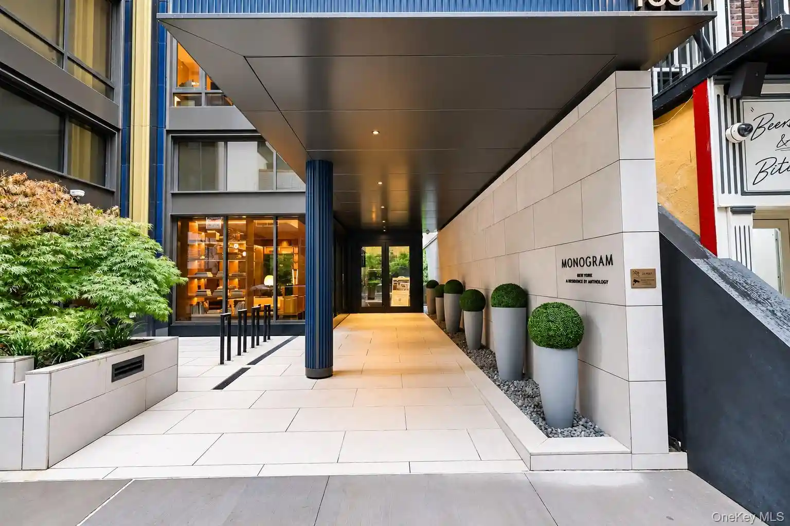 Listing Photo 2 - Condo for sale in 135 E 47Th St located at 135 E 47Th St, New York City, NY 10017 - Unit #22F