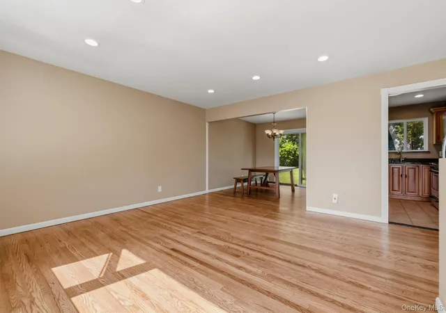 Photo 4 of Single family home for sale at 29 Cumberland Rd, Fishkill, NY 12524 | MLS# 1053586 | Listing updated on 2026-09-27