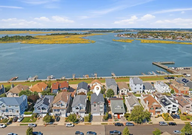 Photo 3 of Single family home for sale at 241 W Pine St, Long Beach, NY 11561 | MLS# 1053587 | Listing updated on 2026-09-23