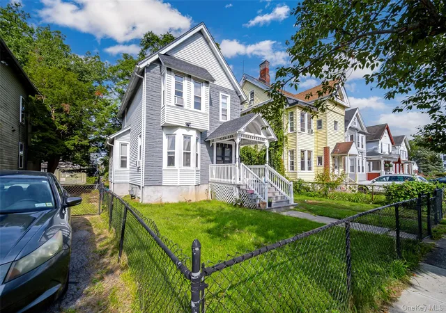 Photo 3 of Single family home for sale at 18 Harrison St, Poughkeepsie, NY 12601 | MLS# 1053592 | Listing updated on 2026-09-23