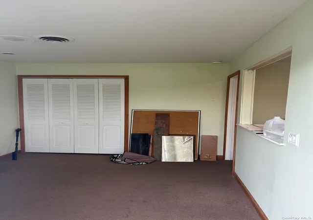 Photo 4 of Single family home for sale at 14 Market St, Brookhaven, NY 11720 | MLS# 1053594 | Listing updated on 2026-09-22