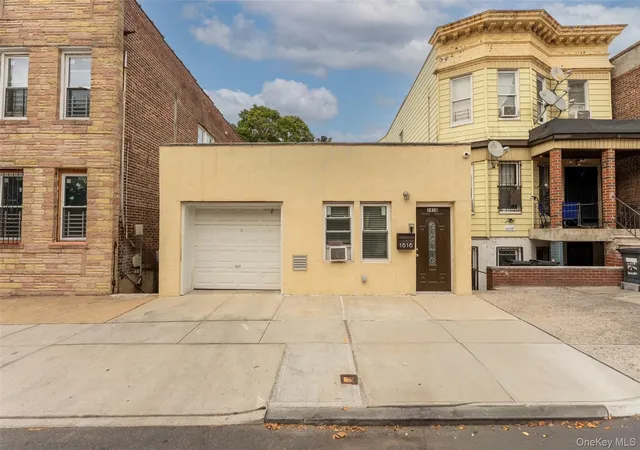 Photo 4 of Single family home for sale at 1616 Taylor Ave, New York, NY 10460 | MLS# 1053597 | Listing updated on 2026-10-07